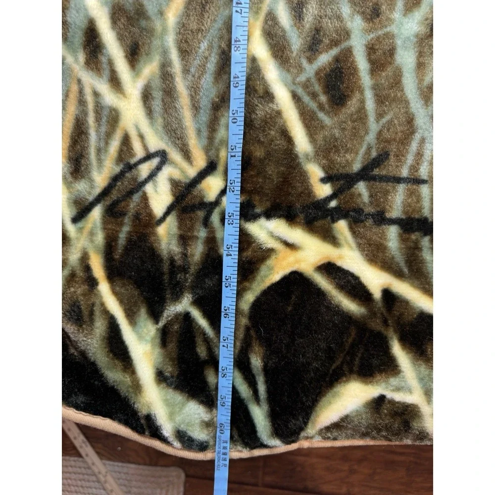 90's Style The Northwest Company Woods Buck Deer Blanket 50x60 Raschel Throw‎
